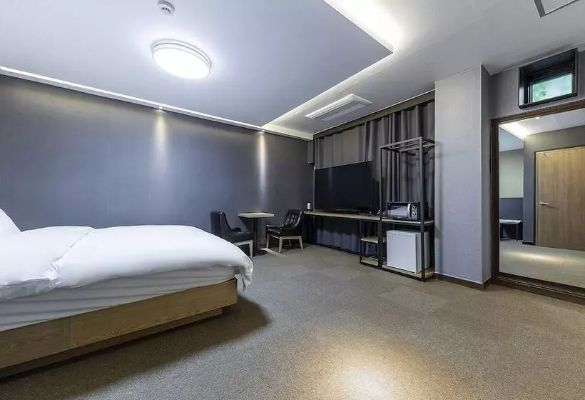 Anseong U Stay Motel