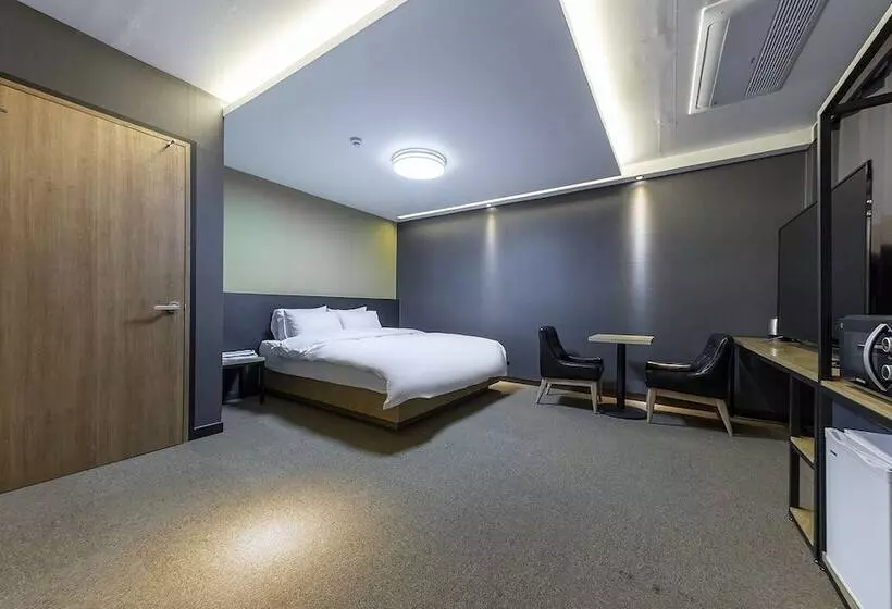 Anseong U Stay Motel