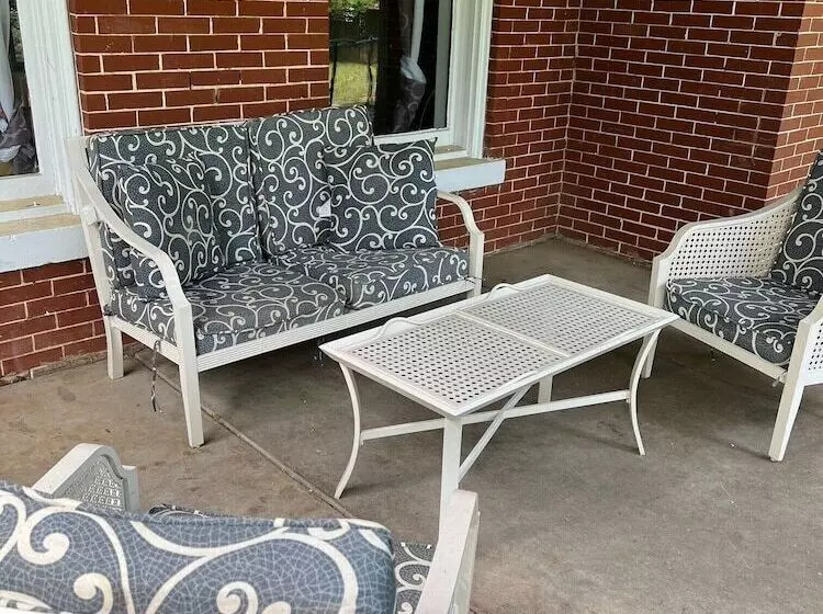 Aamiaismajoitus (B&B) Huffman Manor Inn