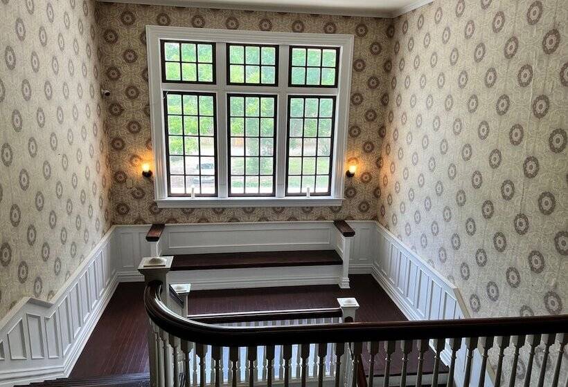 ベッドアンドブレックファースト Huffman Manor Inn