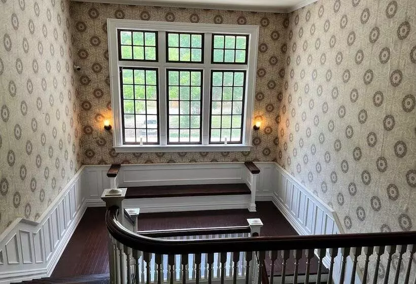 Aamiaismajoitus (B&B) Huffman Manor Inn