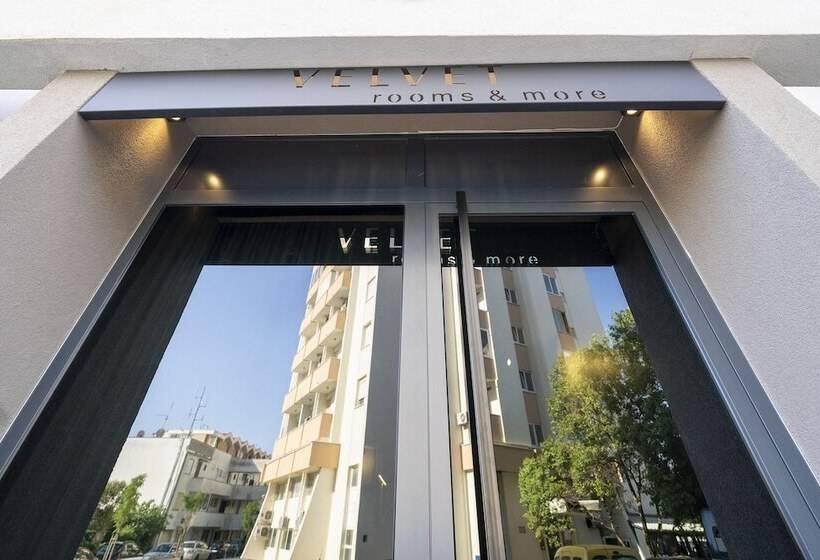 مبيت وإفطار Velvet Rooms & More