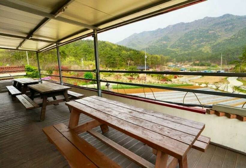 Buan Chilkdeokgol Pension