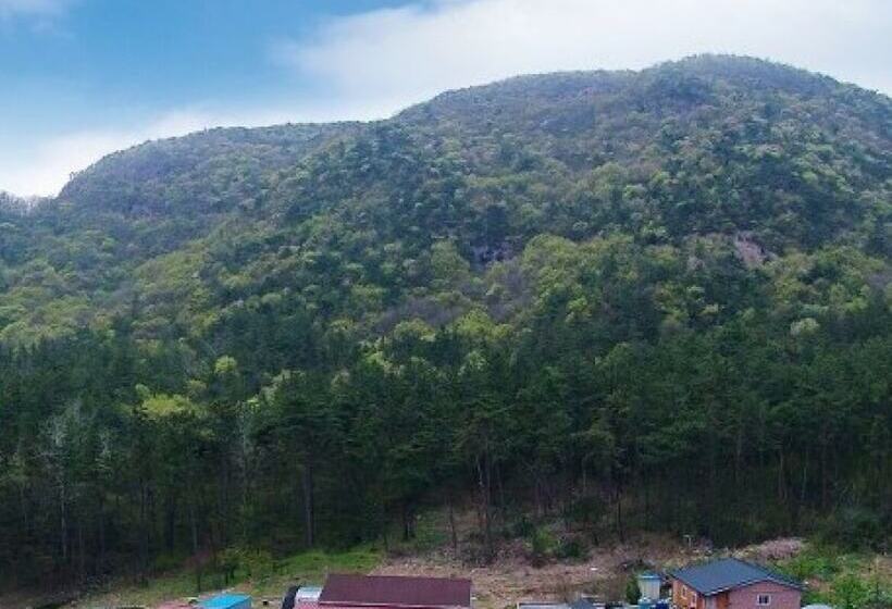 Buan Chilkdeokgol Pension