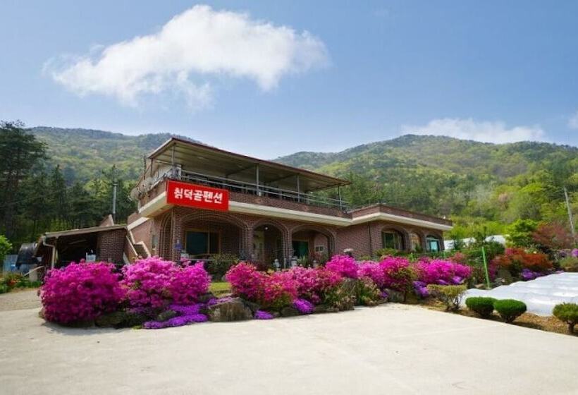 Buan Chilkdeokgol Pension