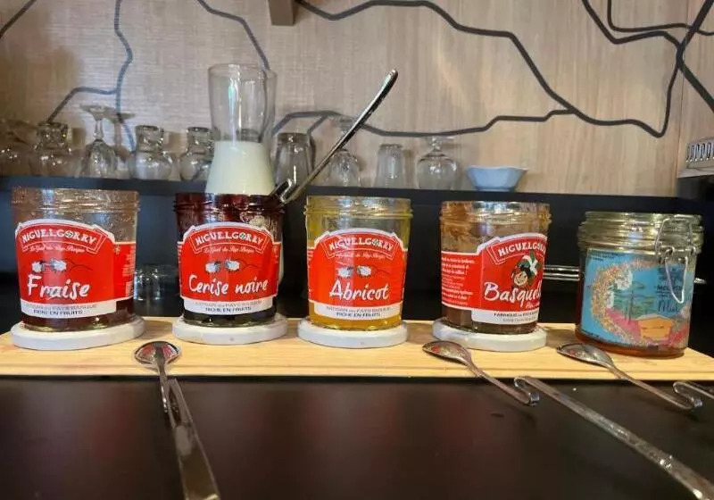 Hotelli Greet Hôtel Orthez Bearn