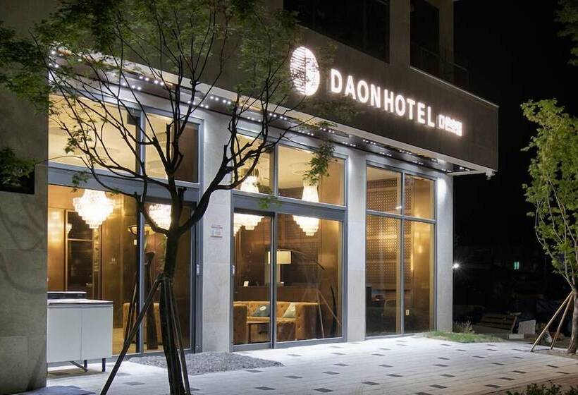 Hotel Daon