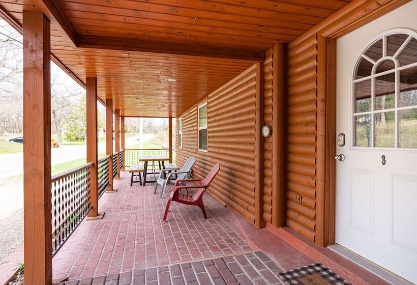 فندق Fife Lake Retreat