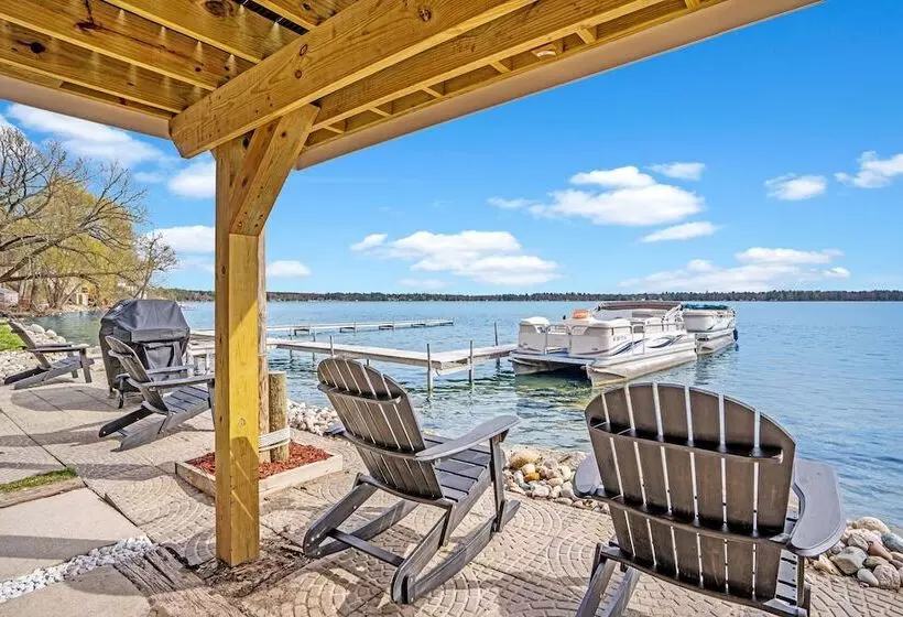 Hotelli Fife Lake Retreat