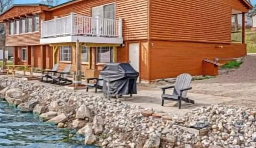 Hotelli Fife Lake Retreat