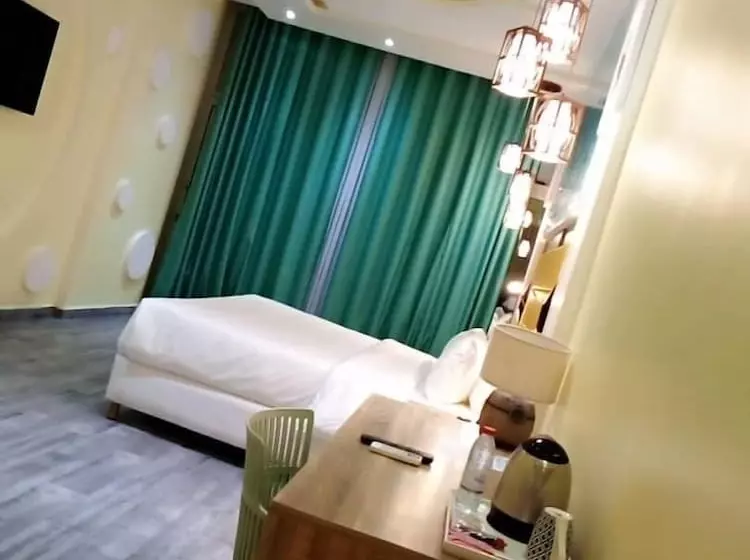 Hotelli Hôtel Copacabana Beach Kribi