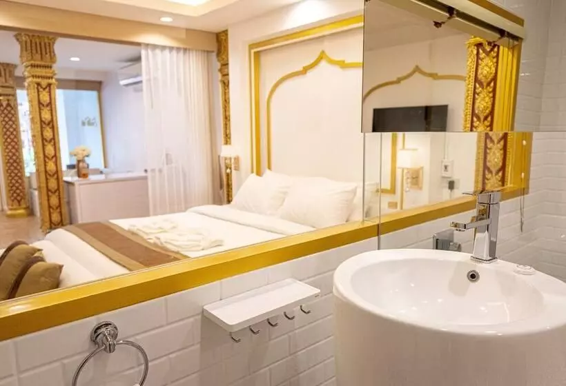 Hotelli One Dhatu Ayutthaya Premium Homestay