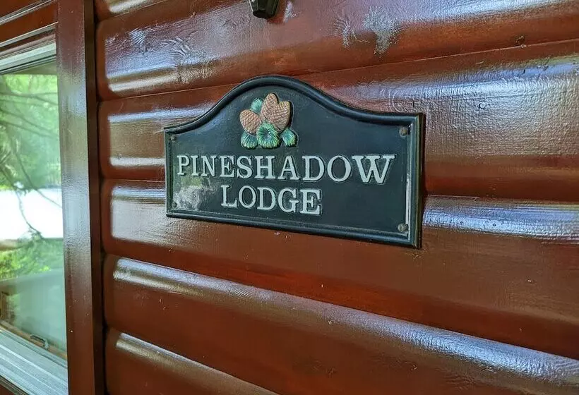 ホテル Pineshadow Lodge Dog Friendly, Kenwick Park, Louth