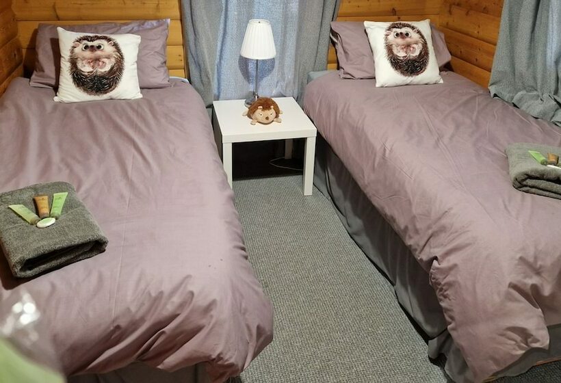 בית מלון כפרי Pineshadow Lodge Dog Friendly, Kenwick Park, Louth