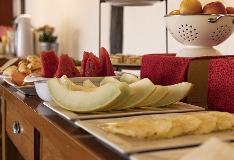 فندق Pousada Cachoeira Lagoa Azul