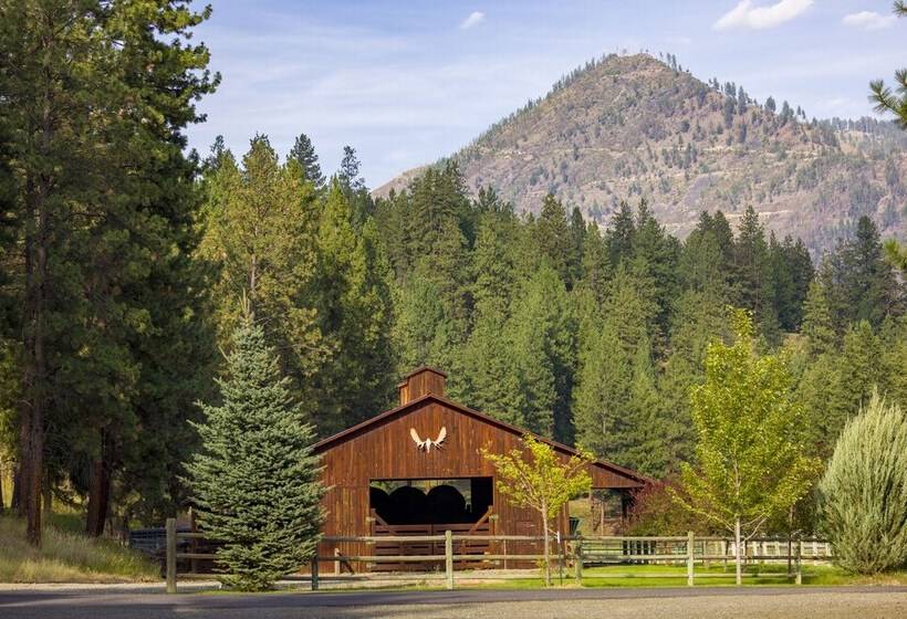 בית מלון כפרי Alpine Falls Ranch