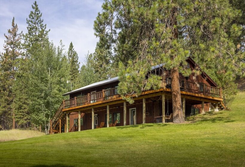 בית מלון כפרי Alpine Falls Ranch