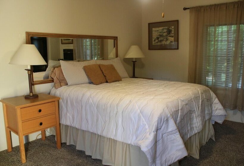 酒店 The Bonnie Inn Unit 5 With Breakfast Nook