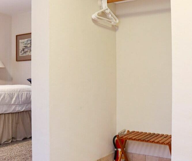 酒店 The Bonnie Inn Unit 5 With Breakfast Nook