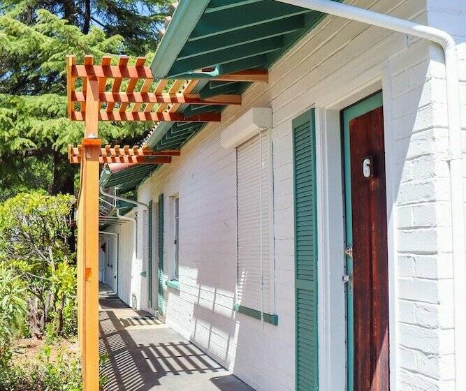 酒店 The Bonnie Inn Unit 5 With Breakfast Nook