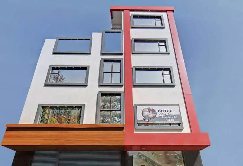 ホテル Treebo Varsha Palace