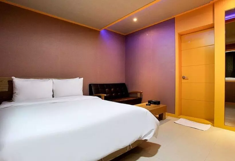Jebudo Feel Motel