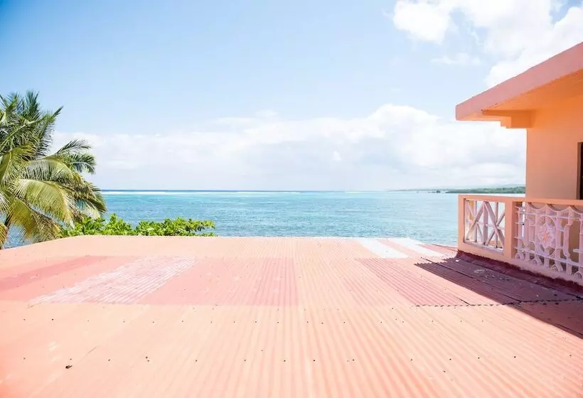 پانسیون Hunny Bay Resort