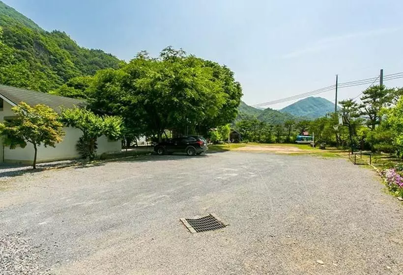Pyeongchanggang Healing House Pension