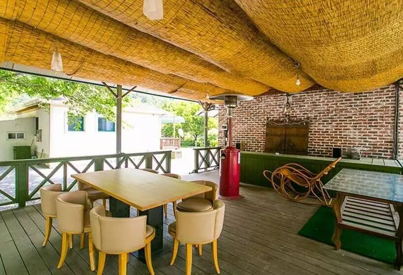 Pyeongchanggang Healing House Pension