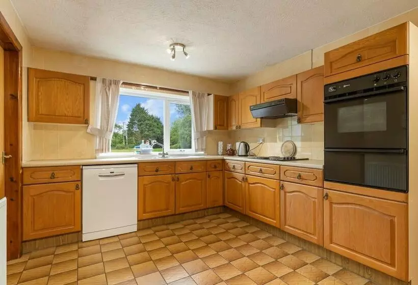 Trefelyn Cottage In Saundersfoot