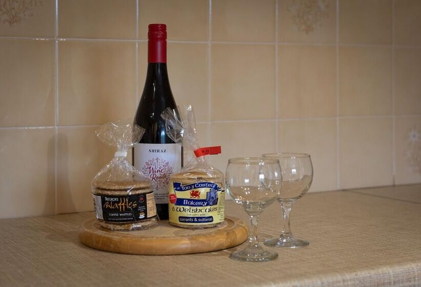 Trefelyn Cottage In Saundersfoot