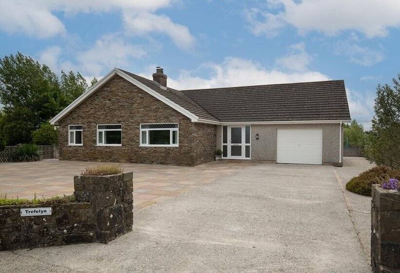 Trefelyn Cottage In Saundersfoot