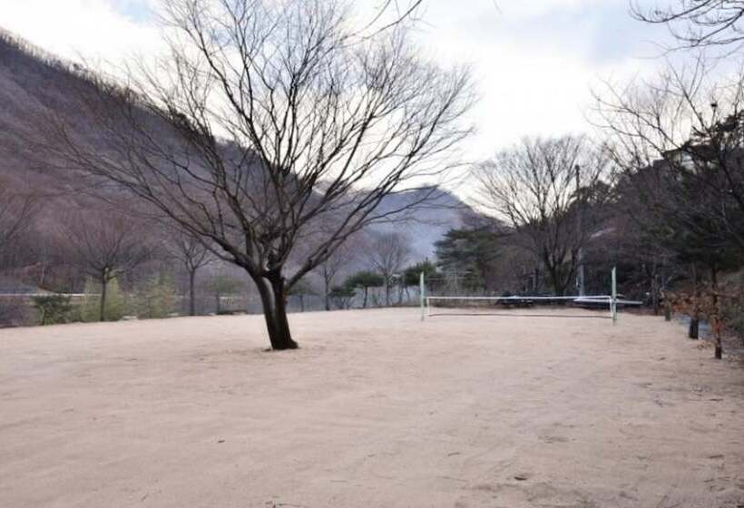 Yangsan Happy Valley Pension