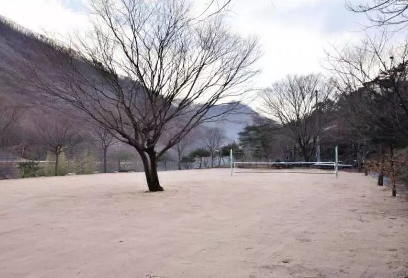 Yangsan Happy Valley Pension