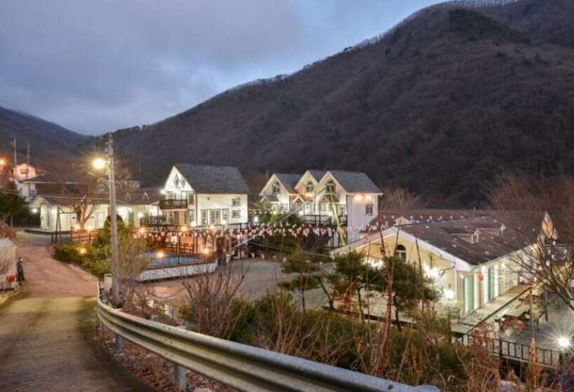 Yangsan Happy Valley Pension