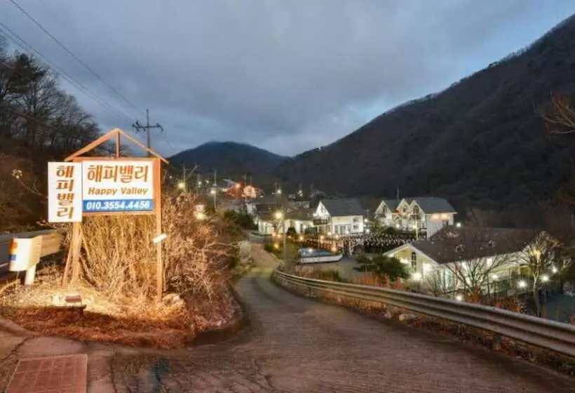 Yangsan Happy Valley Pension