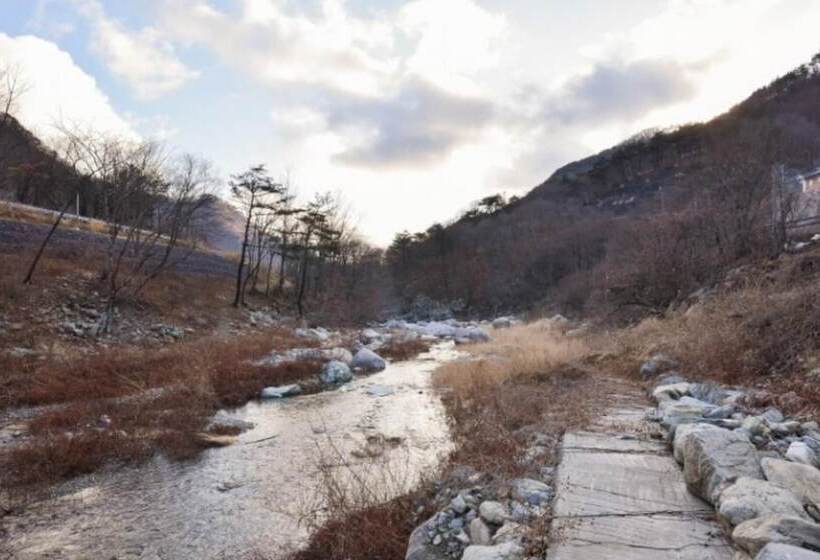 Yangsan Happy Valley Pension