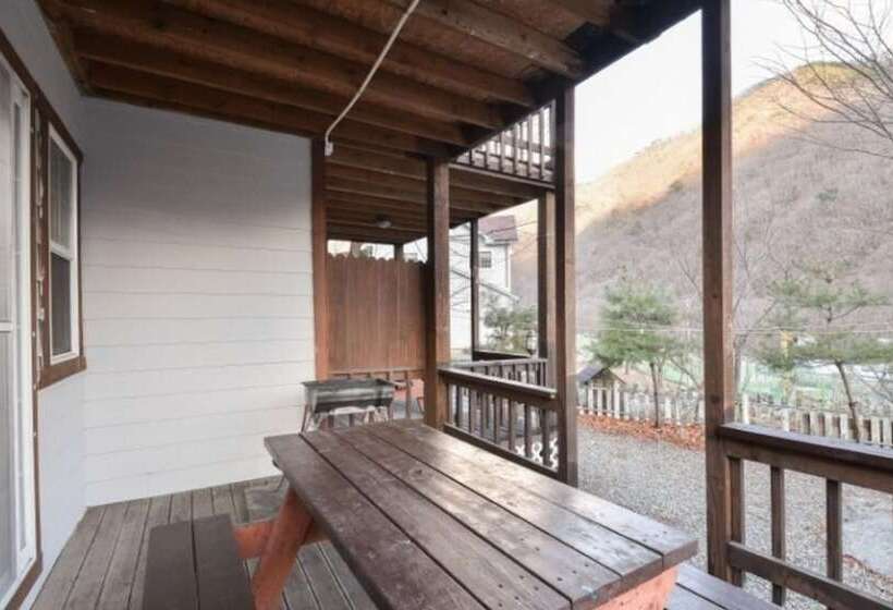 Yangsan Happy Valley Pension