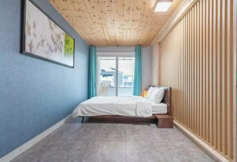 Yangyang Vintage House Pension