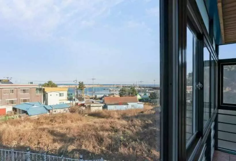 Yangyang Vintage House Pension