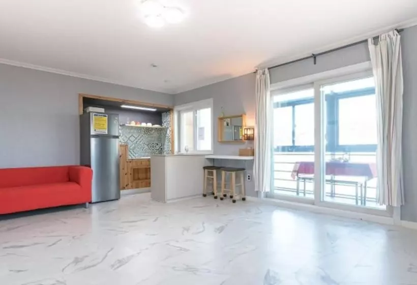 Yangyang Vintage House Pension