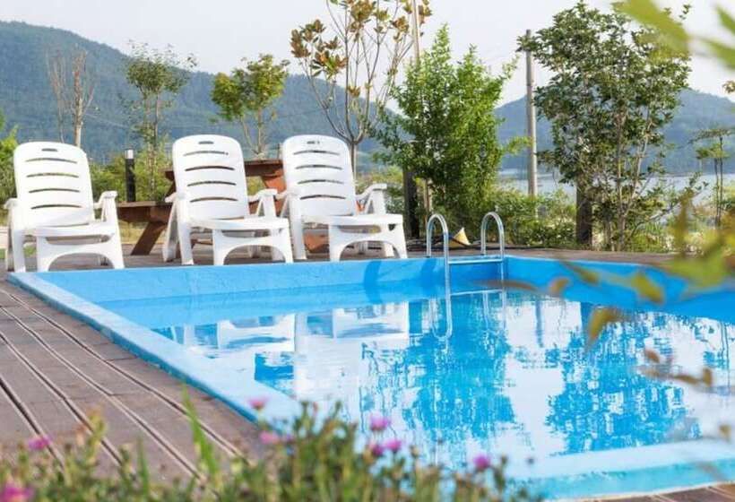 Yeosu Seommaeul Pension