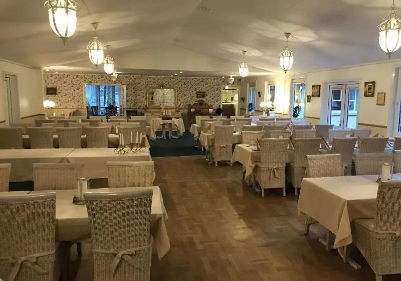 민박 Boutique Hotel Postgården