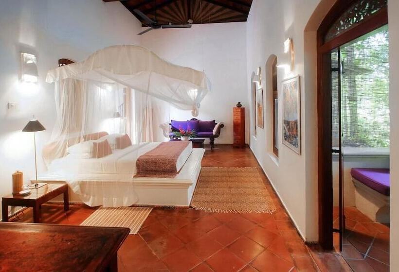 בית מלון כפרי Apa Villa Illuketia