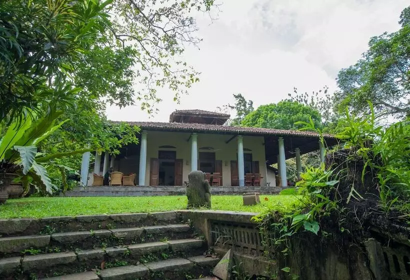 Отель Apa Villa Illuketia