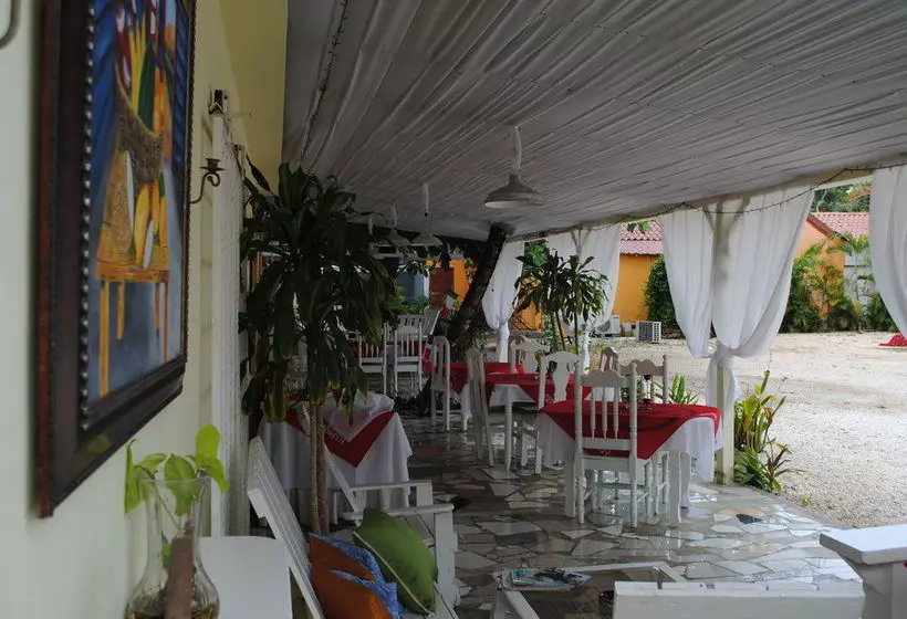 هتل Bocachica Beach