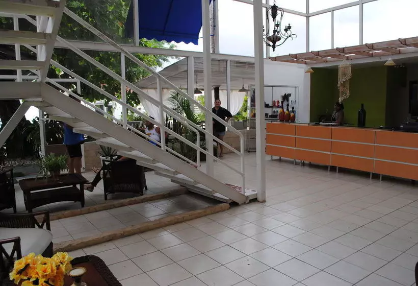 هتل Bocachica Beach