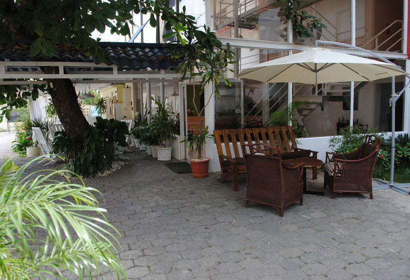 هتل Bocachica Beach