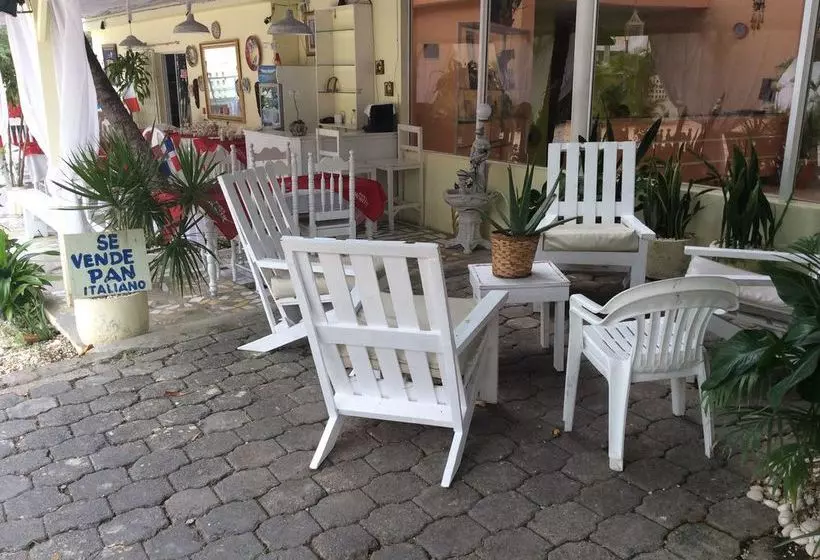 هتل Bocachica Beach