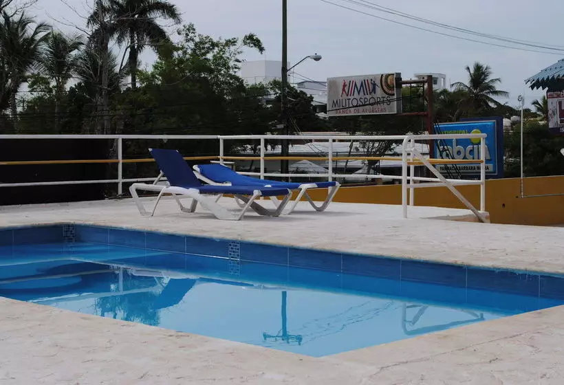 هتل Bocachica Beach